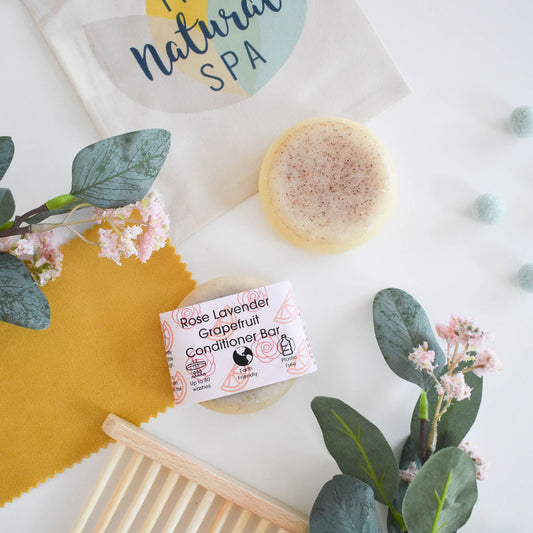 Vegan solid conditioner bar with rose, grapefruit and lavender, handmade and sustainable.
